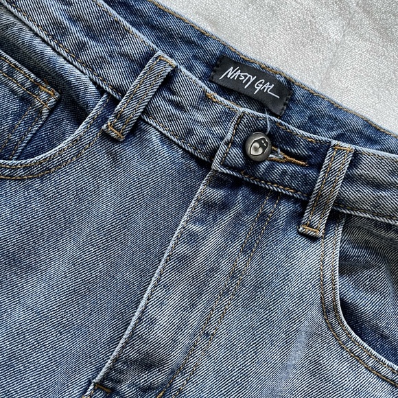 Nasty Gal high rise mom jean - Picture 3 of 6